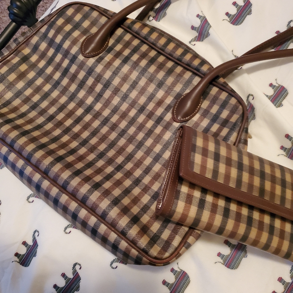Purse and wallet